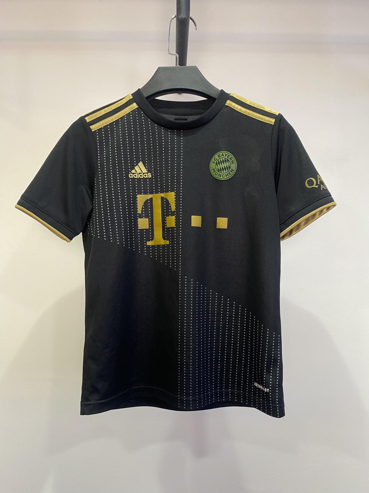 Bayern Munich 2021/22 Away Shirt